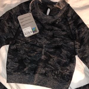 GYMSHARK BLACK CAMO+gray/teal CROP LONG SLEEVE TOP